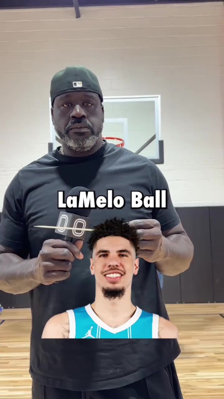 聽到目前比詹姆斯強(qiáng)的就折斷木棍奧尼爾居然到最后才折