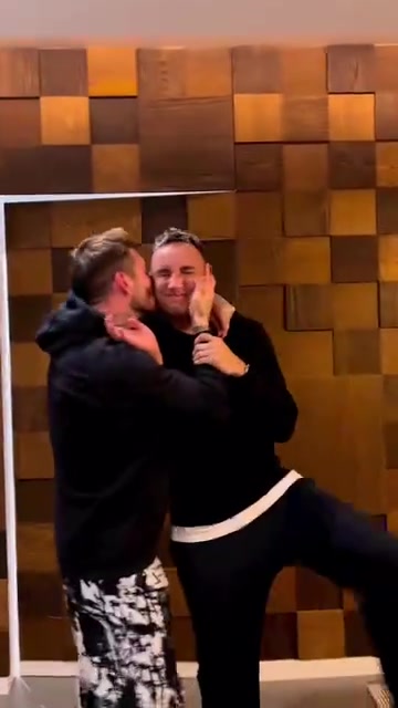 要不是知道這倆是誰名場面拉莫斯強(qiáng)吻納瓦斯